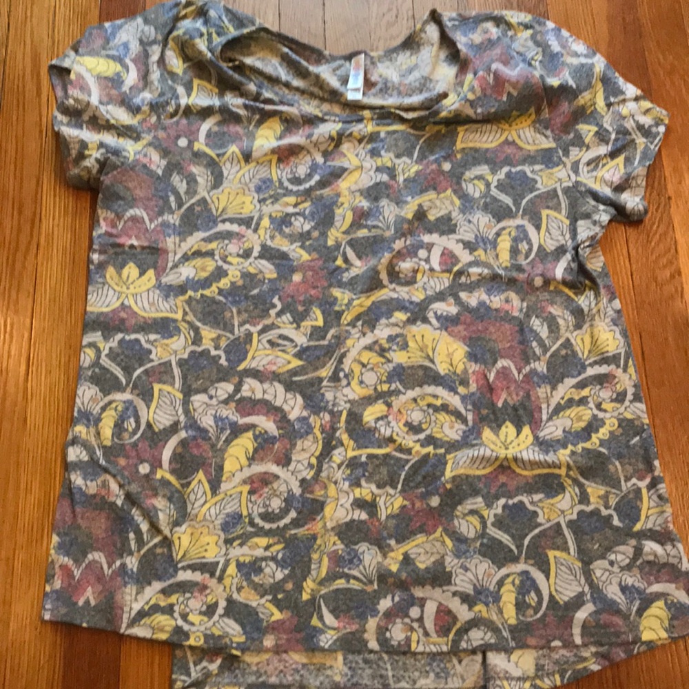 3x Lularoe classic t